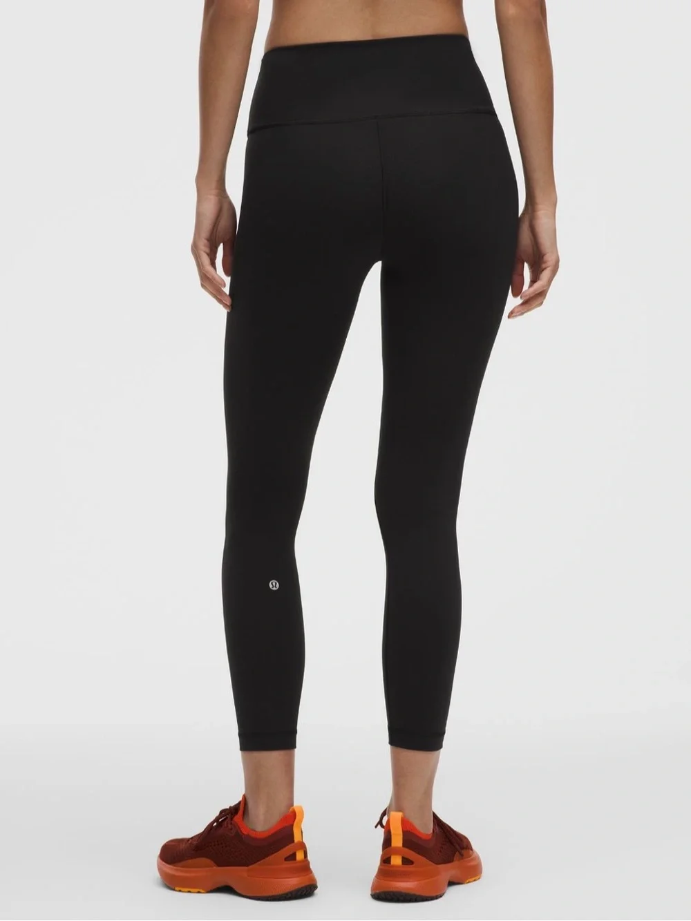 Lululemon Wunder Train High-Rise Tight 25” black size 0